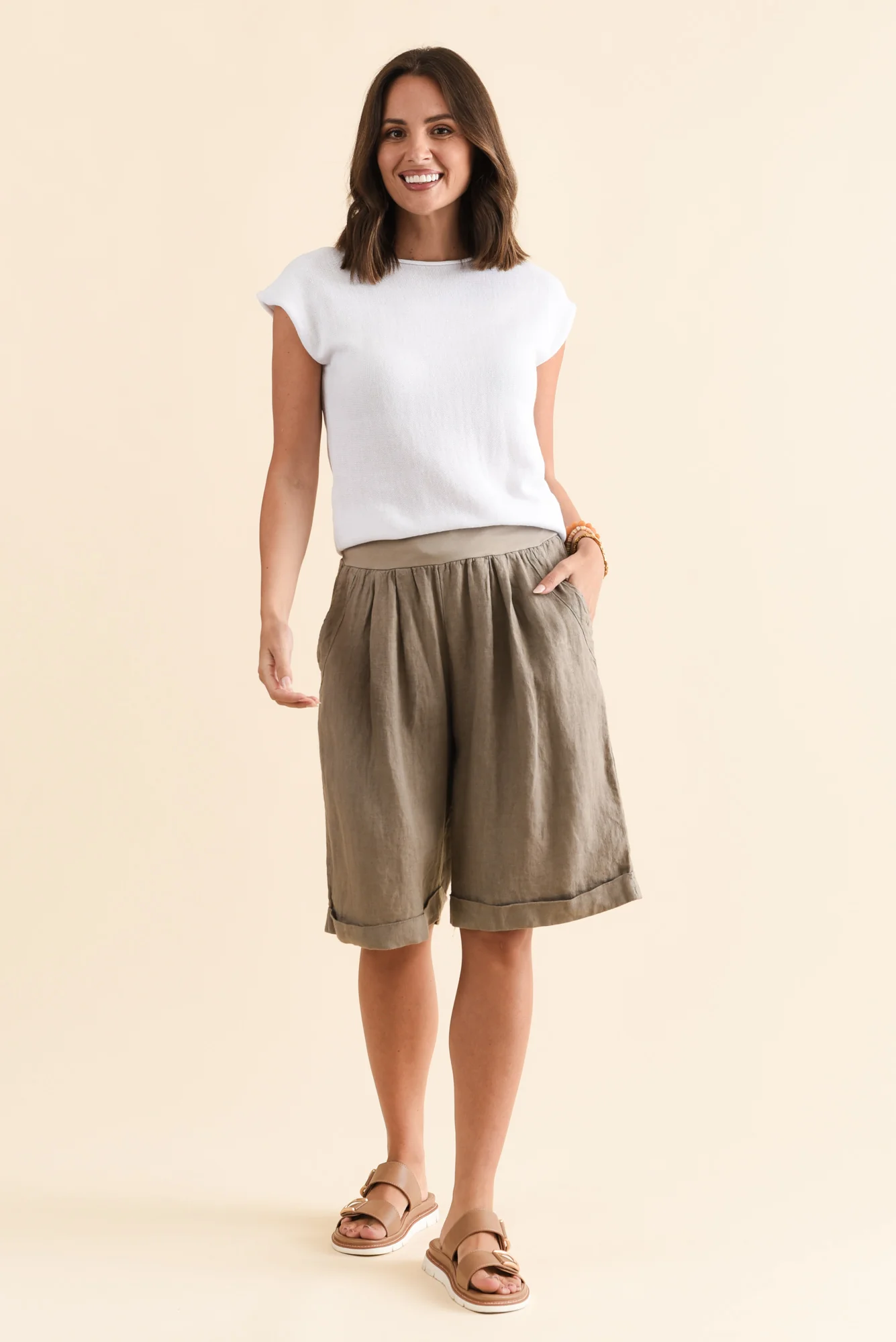Betsy Taupe Linen Pocket Shorts - Image 6