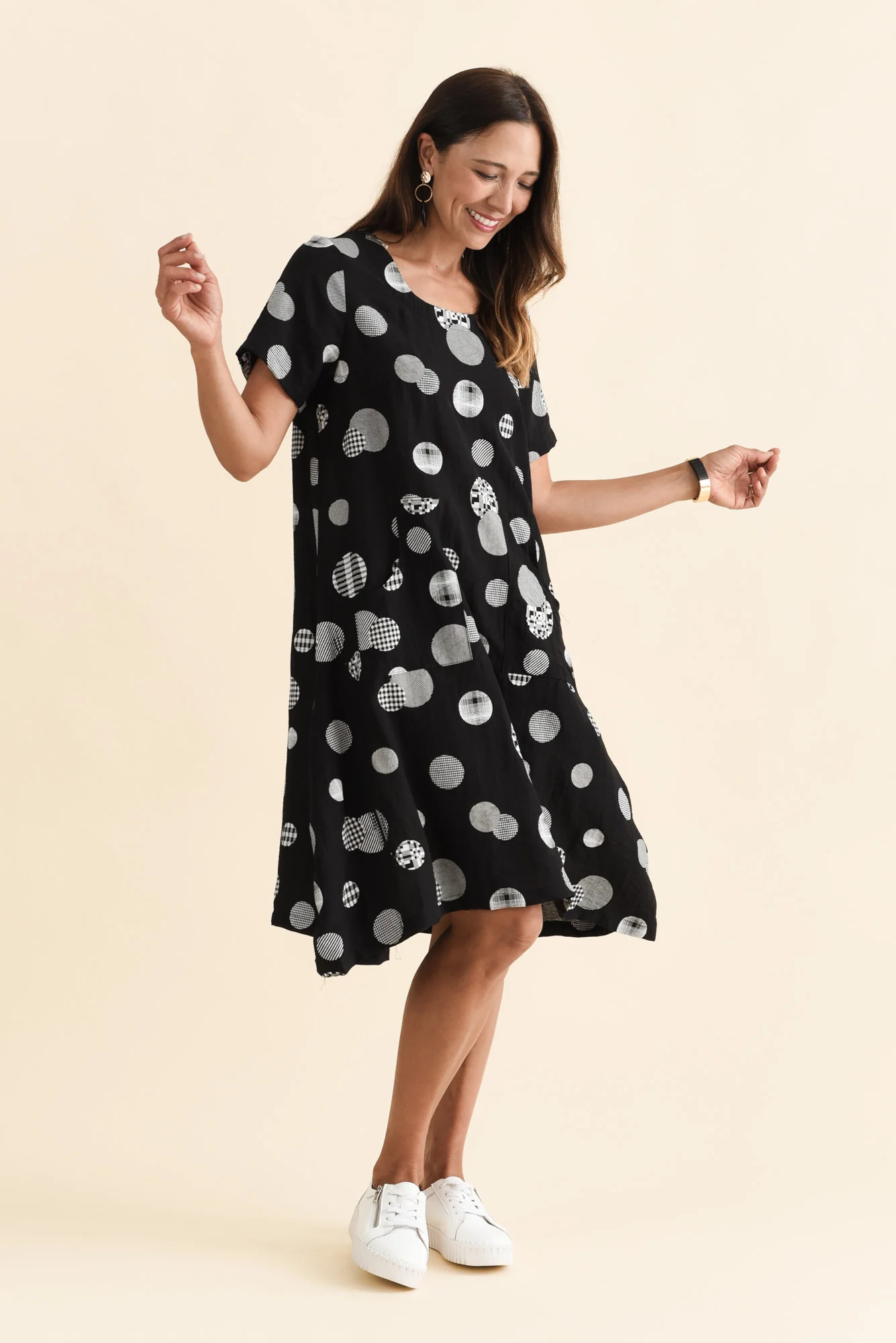 Bexley Black Spot Pocket Dress - Image 6