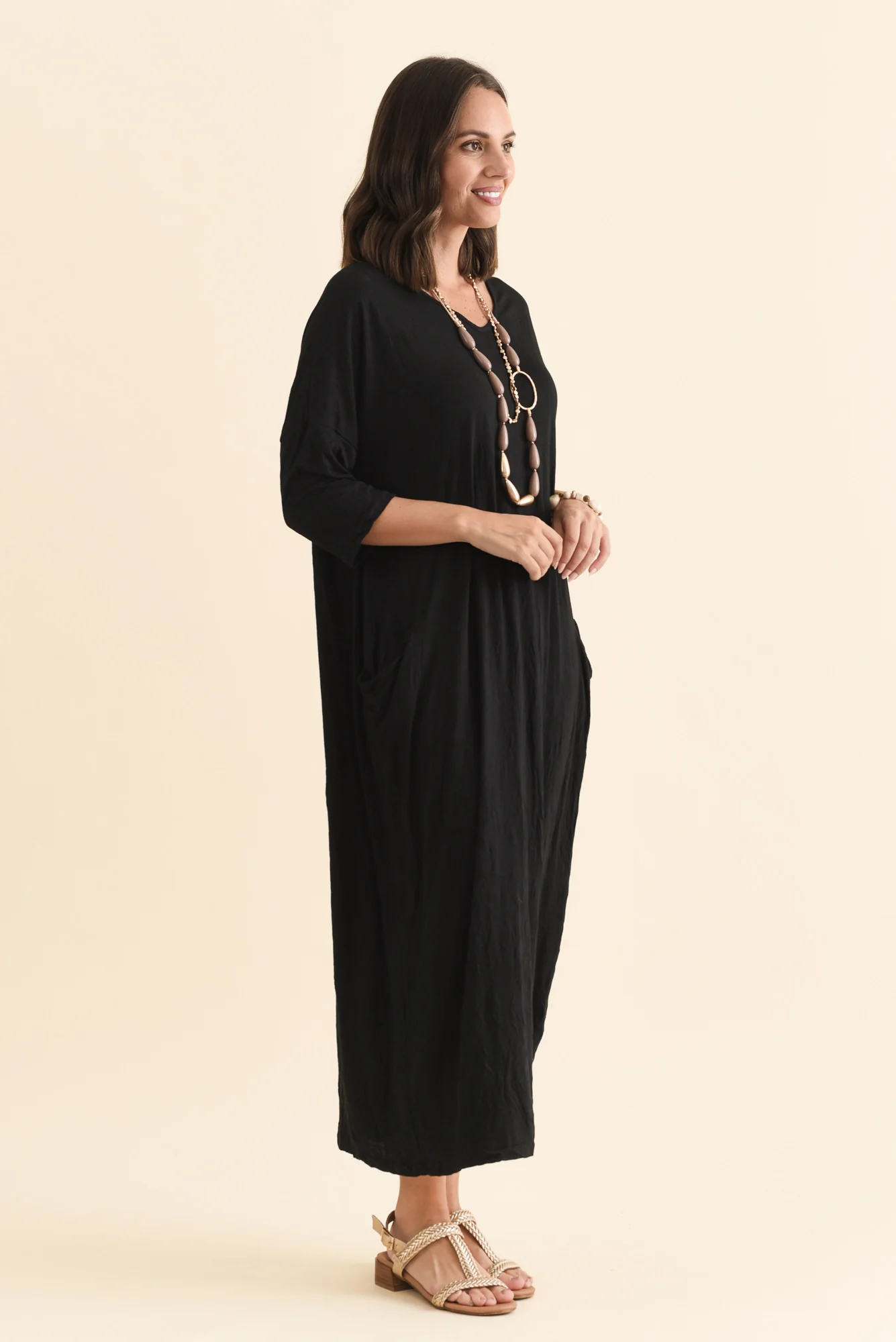 Travel Black Crinkle Cotton Sleeved Maxi Dress - Image 3