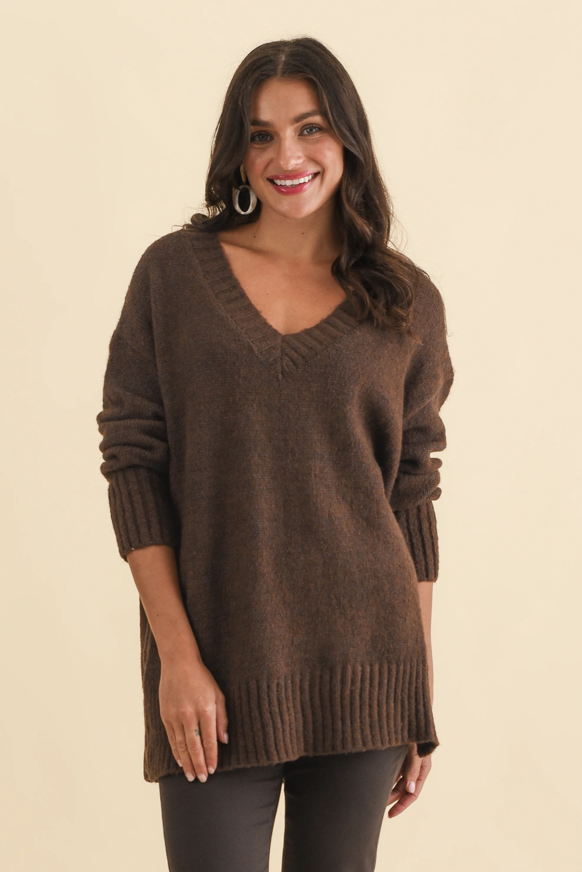 Brilla Chocolate V Neck Jumper