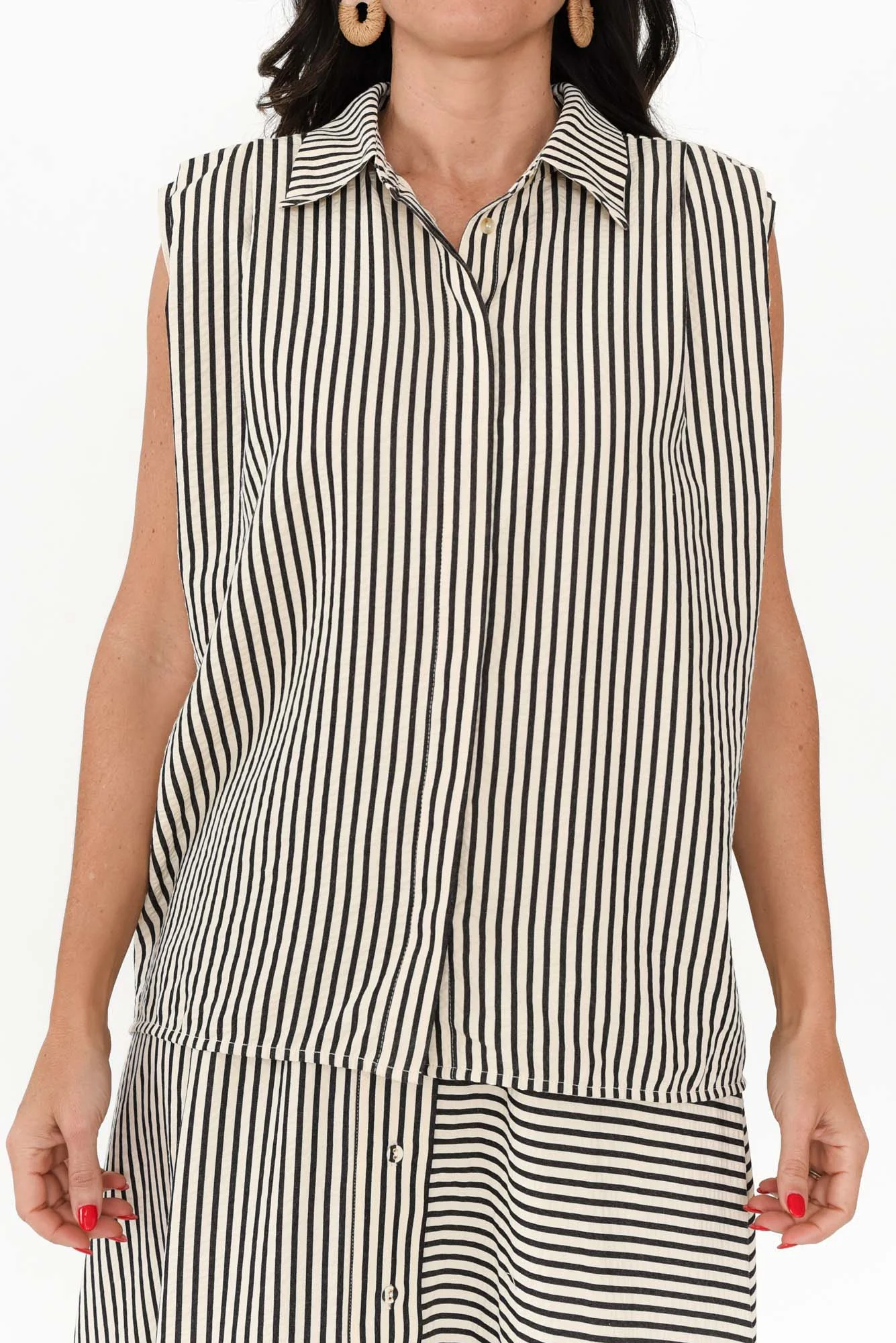 Charlie Black Stripe Sleeveless Shirt - Image 6