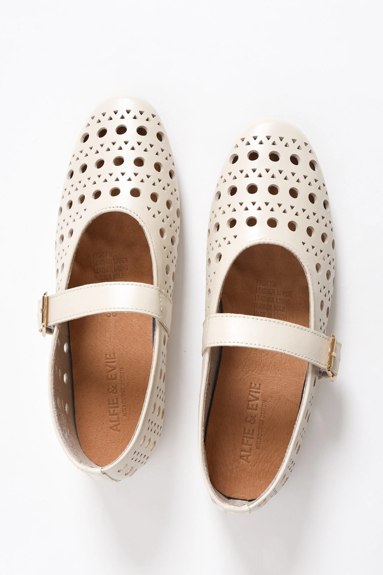 Fruity Cream Leather Ballet Flat - Image 4