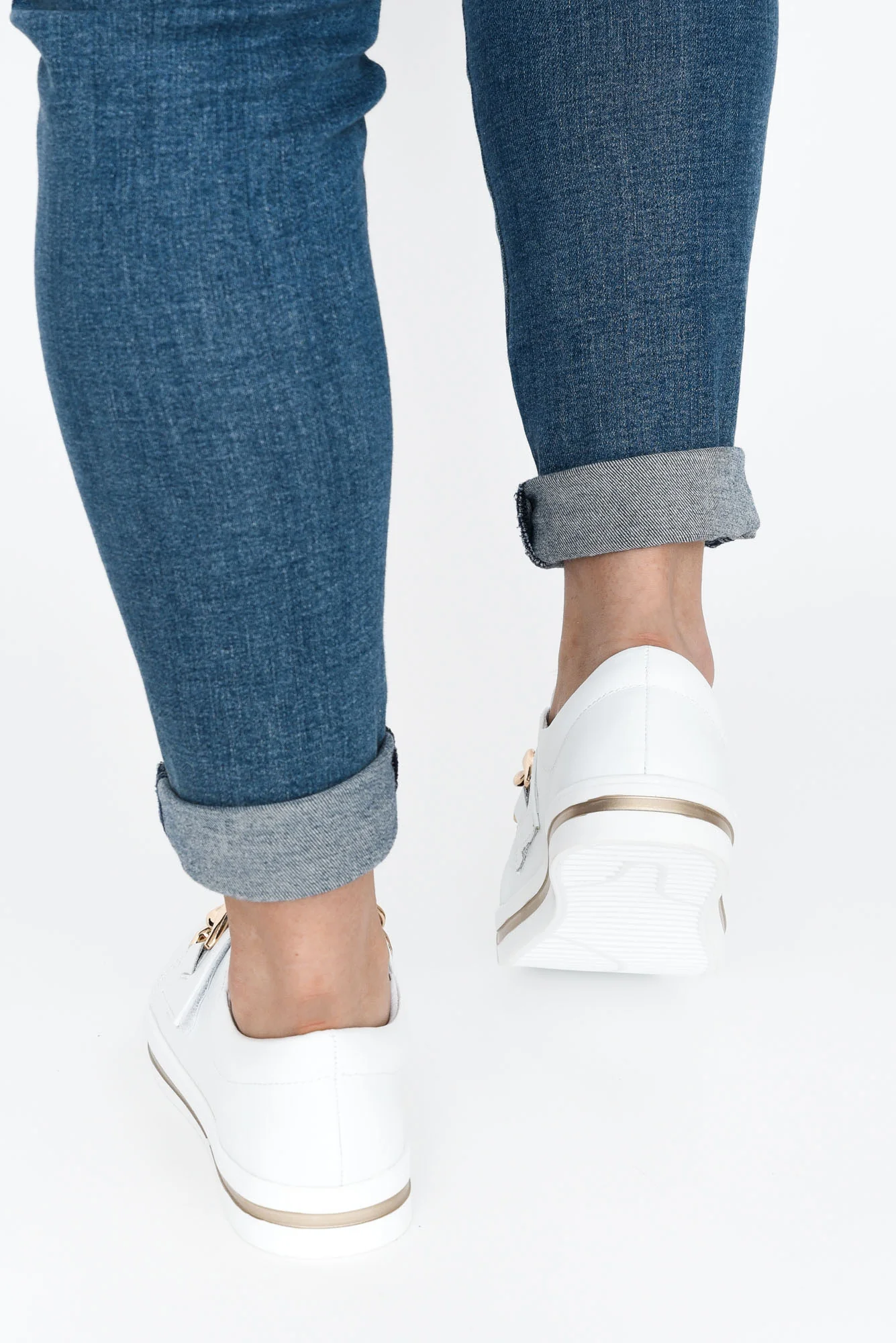 Koolah White Leather Chain Sneaker - Image 8