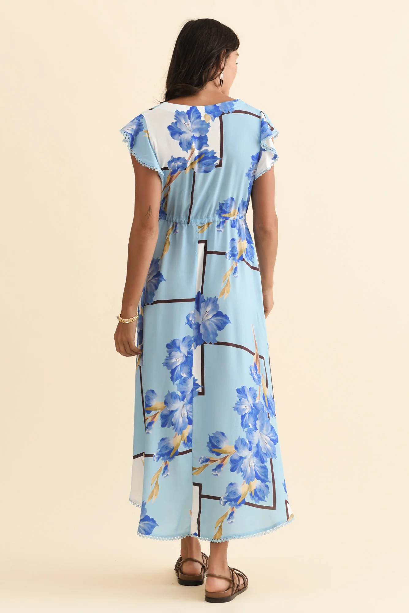 Libby Blue Floral Midi Dress - Image 4