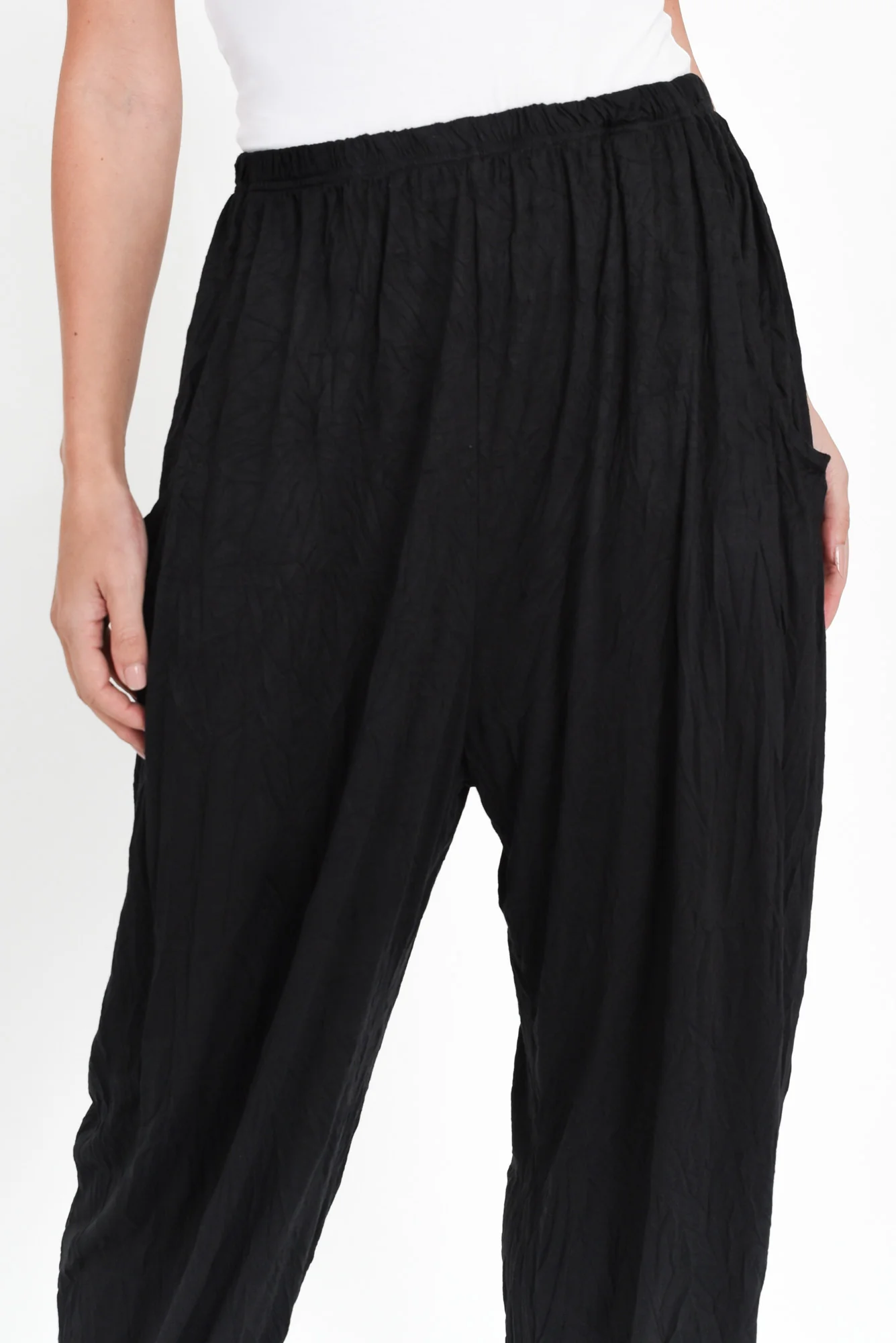 Rylee Black Crinkle Cotton Pants - Image 6