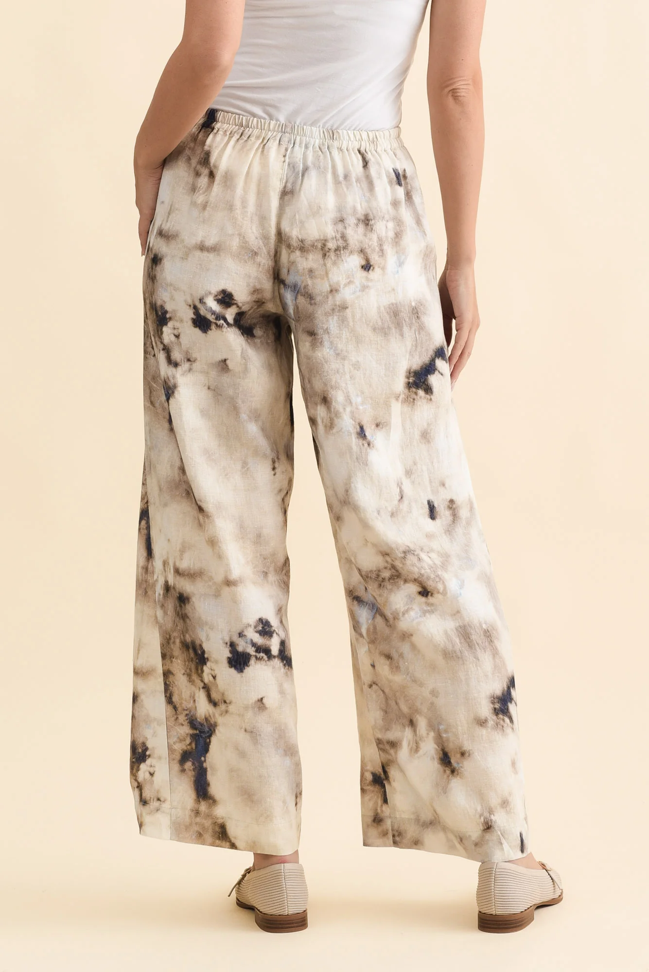 Xandra Taupe Abstract Linen Pocket Pants - Image 4